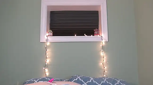 SummerLovingXoXo online show from 12.30.24