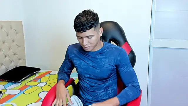 yei-sant online show from 11.11.25