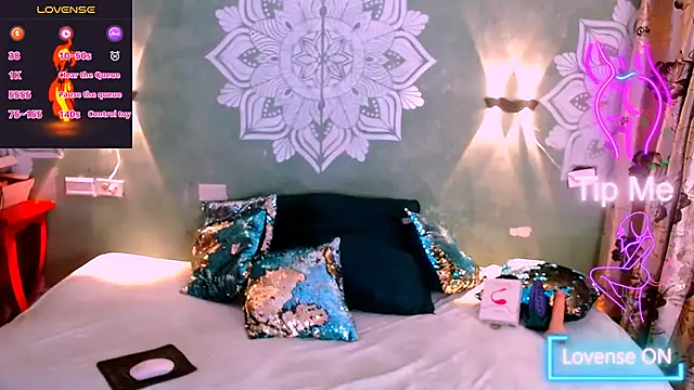 Emili Roux online show from 03.08.25