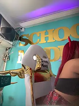 Emili Roux online show from 10.11.25