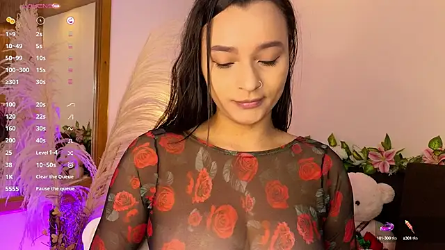 Hannah williams1 online show from 10.10.25