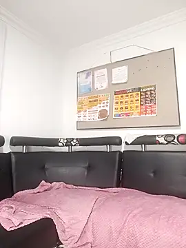 AnnieScott  online show from 11.28.25