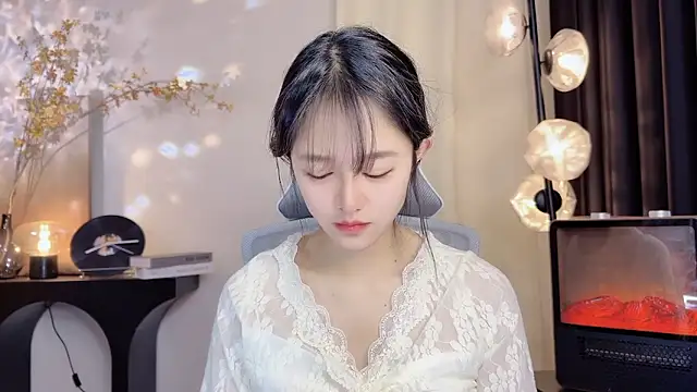 xiaodaibabyy online show from 01.11.25