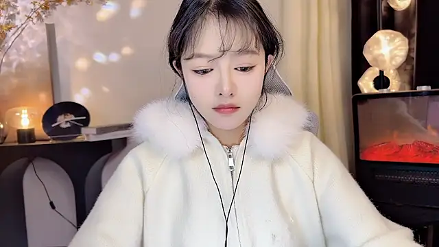 xiaodaibabyy online show from 02.02.25