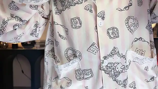 xiaodaibabyy online show from 02.17.25