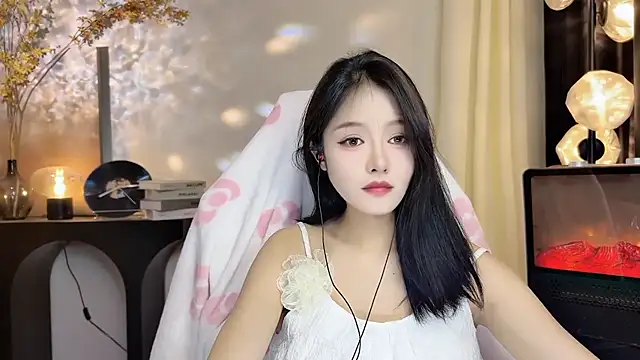 xiaodaibabyy online show from 02.25.25