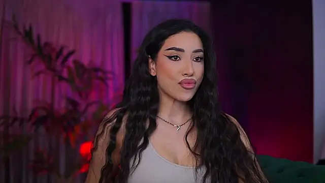 GinaValentinna online show from 11.26.25