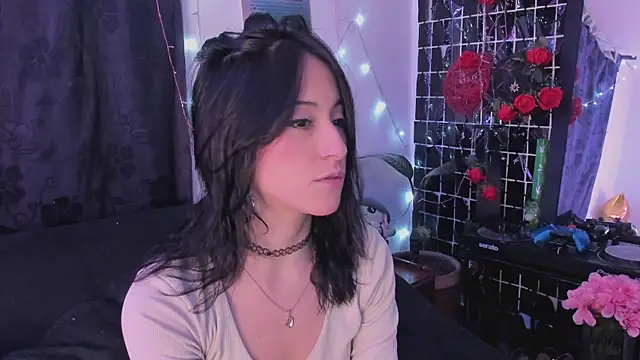 Snapshot of Carlasxdreams chatting on 02.17.25 Carlasxdreams online show from 02.17.25