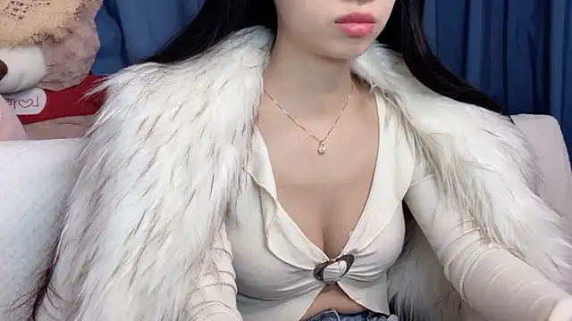 Lili-2 online show from 03.11.26