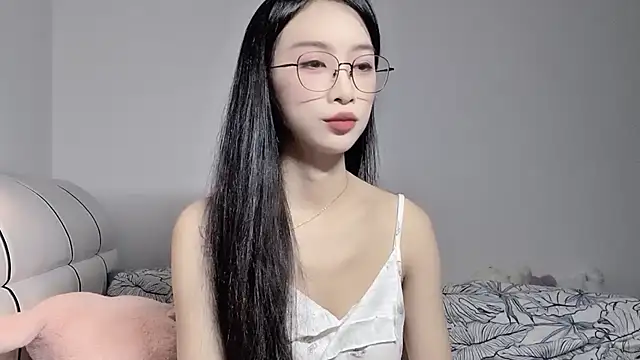 Lili-2 online show from 06.06.26