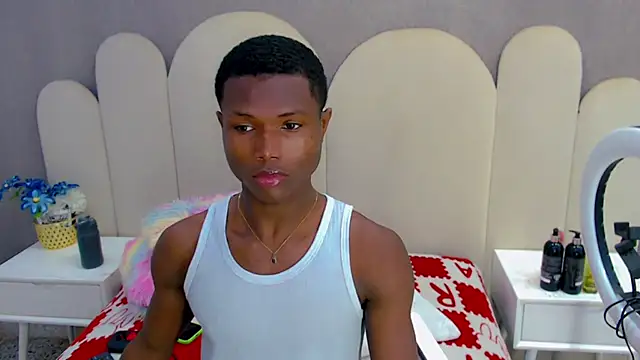 Snapshot of joel_blackcock chatting on 10.31.25 joel blackcock online show from 10.31.25