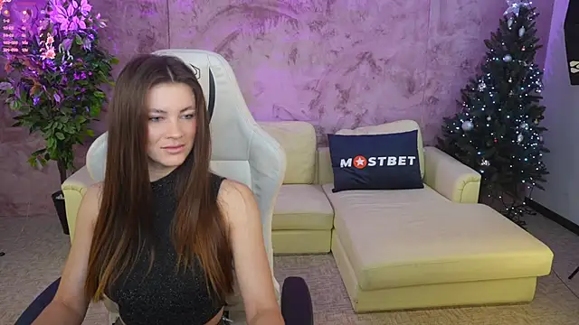 Snapshot of Julia__Star_ chatting on 01.07.25 Julia  Star  online show from 01.07.25