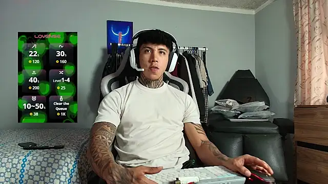 Nickhot0609 online show from 03.05.26