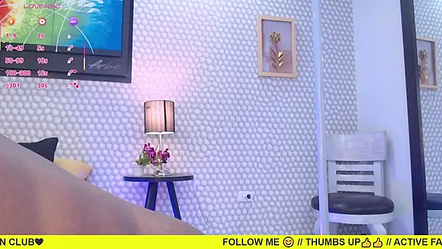 Snapshot of Makena_gh chatting on 01.29.25 Makena gh online show from 01.29.25