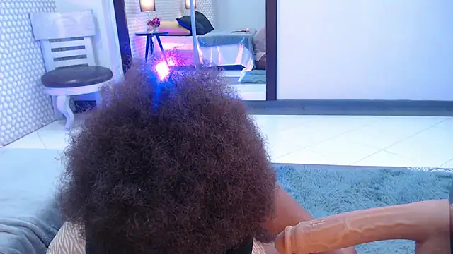 Snapshot of Makena_gh chatting on 02.01.25 Makena gh online show from 02.01.25