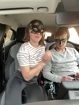 romeojulietLoveX online show from 03.14.25