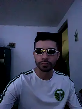 Jestebanano online show from 11.08.25