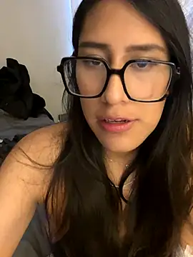 Snapshot of AleFantasy0001 chatting on 10.22.25 AleFantasy0001 online show from 10.22.25