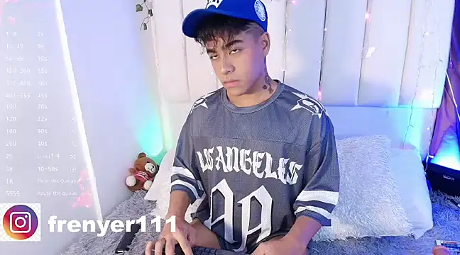 Snapshot of kiing_azahell chatting on 01.31.25 kiing azahell online show from 01.31.25