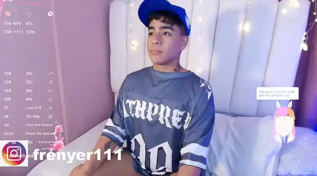 Snapshot of kiing_azahell chatting on 02.11.25 kiing azahell online show from 02.11.25