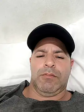 Marciogrei online show from 10.21.25