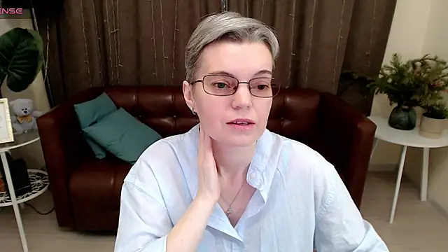 Cutie Erikaa1 online show from 01.11.25