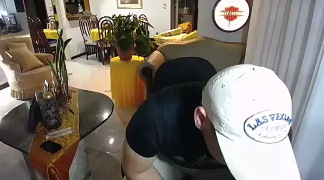 Snapshot of pitbullveryhot chatting on 02.20.25 pitbullveryhot online show from 02.20.25