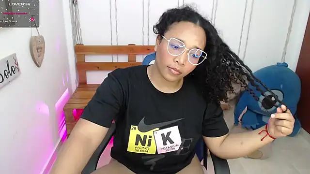 Snapshot of _africax chatting on 02.15.25 africax online show from 02.15.25