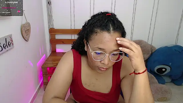 Snapshot of _africax chatting on 02.22.25 africax online show from 02.22.25
