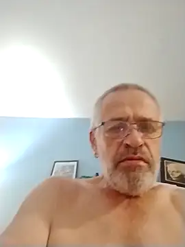 Snapshot of geilerschwanz64 chatting on 10.30.25 geilerschwanz64 online show from 10.30.25