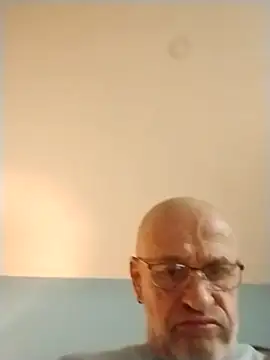 Snapshot of geilerschwanz64 chatting on 11.04.25 geilerschwanz64 online show from 11.04.25