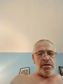 Snapshot of geilerschwanz64 chatting on 12.01.25 geilerschwanz64 online show from 12.01.25