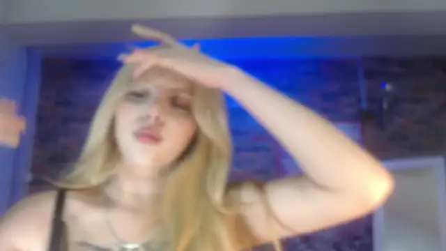 Kitty fox b online show from 02.11.25