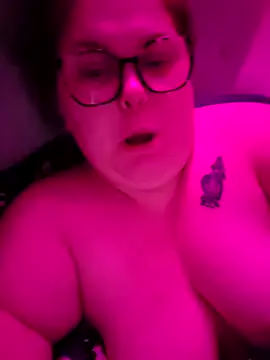 Tallulah-mae-xoxox online show from 10.28.25