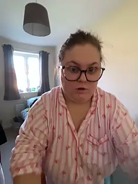 Tallulah-mae-xoxox online show from 03.18.26