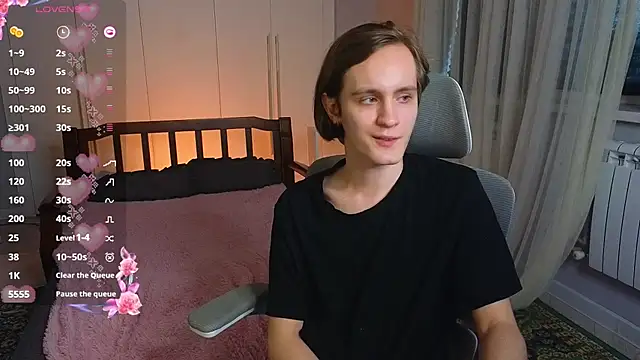 Snapshot of nikompell chatting on 02.23.25 nikompell online show from 02.23.25