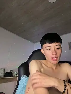 Snapshot of nico_18x chatting on 01.17.25 nico 18x online show from 01.17.25