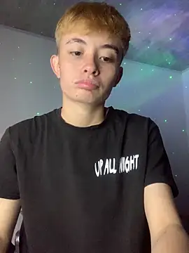 Snapshot of nico_18x chatting on 02.08.25 nico 18x online show from 02.08.25