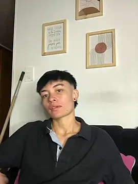 Snapshot of nico_18x chatting on 02.12.25 nico 18x online show from 02.12.25