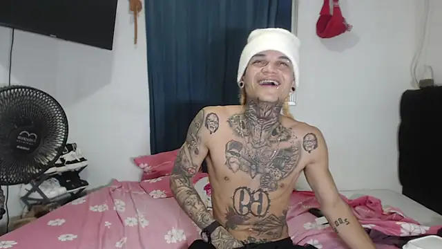 karitto  online show from 12.10.24