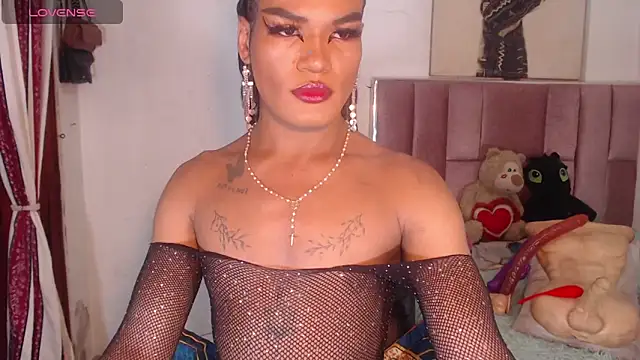 Snapshot of princes_bigcock_1 chatting on 11.10.25 princes bigcock 1 online show from 11.10.25