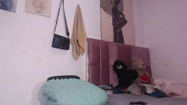 Snapshot of princes_bigcock_1 chatting on 12.05.25 princes bigcock 1 online show from 12.05.25