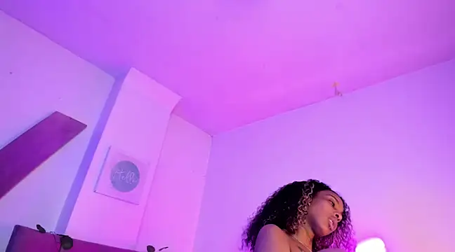 Snapshot of Triipsy chatting on 12.16.24 Triipsy online show from 12.16.24