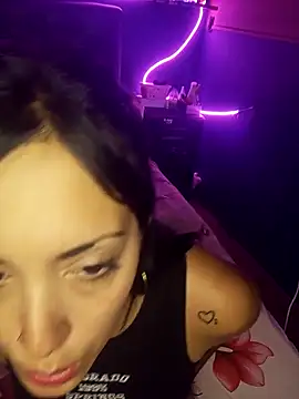 Snapshot of shishiii_11 chatting on 03.04.25 shishiii 11 online show from 03.04.25