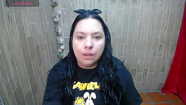 solyeria online show from 11.18.25