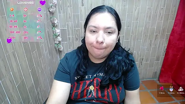 Snapshot of solyeria chatting on 02.21.26 solyeria online show from 02.21.26