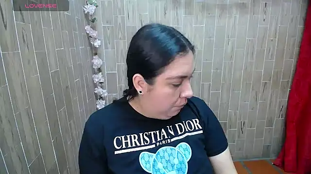 solyeria online show from 04.28.26