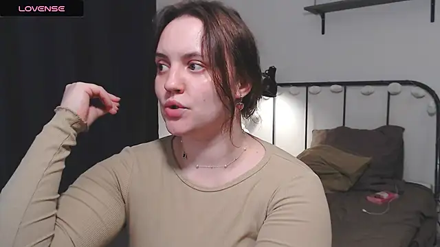 Lella Ryann  online show from 06.07.26