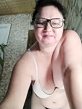 Holly-69 online show from 11.27.25