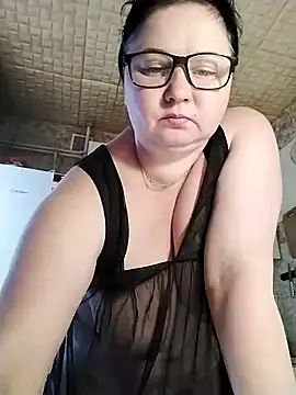 Holly-69 online show from 04.23.26